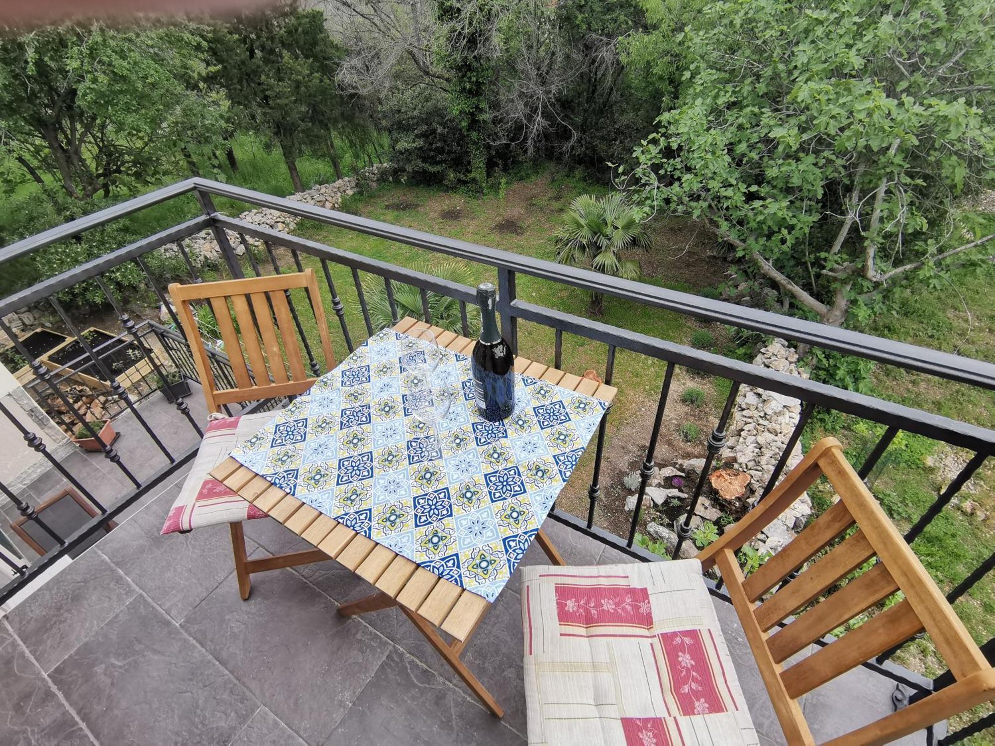Apartment N&M Omišalj Εξωτερικό φωτογραφία